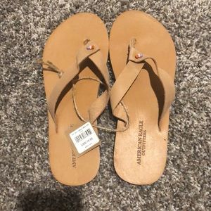 American Eagle Flip Flops NWT